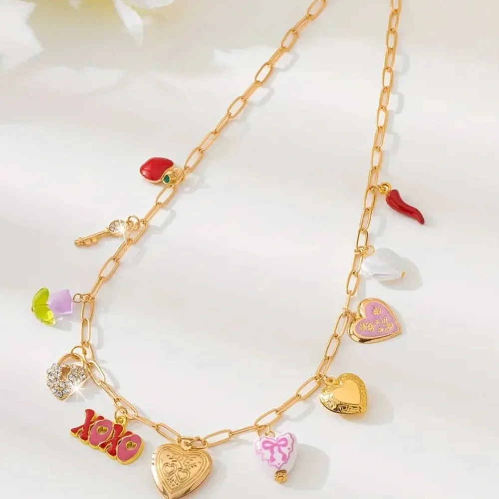 NEW Gold Heart Charm Necklace with Retro Y2K Pendants
